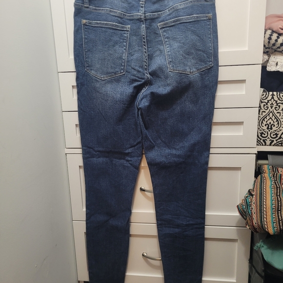 Judy Blue Western Front Yoke Skinny - Picture 2 of 3